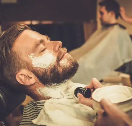 Man getting a wet shave